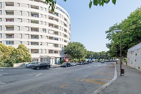 Charming Apartment With Balcony With the sea View