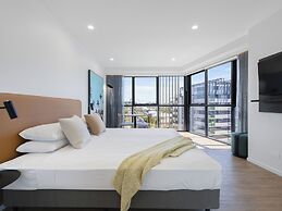 Rambla @ South City SQ