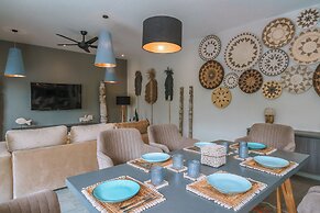 Villa Batik - Stylish 3BR Villa