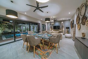 Villa Batik - Stylish 3BR Villa