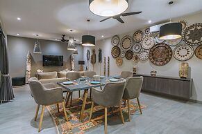 Villa Batik - Stylish 3BR Villa