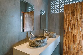 Villa Batik - Stylish 3BR Villa