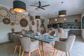 Villa Batik - Stylish 3BR Villa