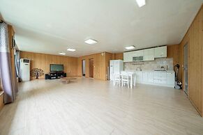 Yangpyeong Sky&lake pet Friendly Pension