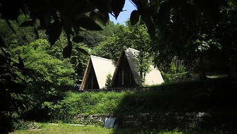 Beyond Stay Ananhyam Resort Sattal