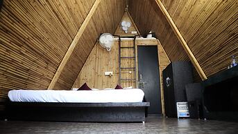 Beyond Stay Ananhyam Resort Sattal