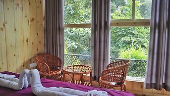 Beyond Stay Ananhyam Resort Sattal