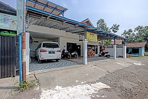 OYO 91506 Kedai Cinta Guest House