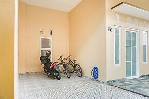 OYO Life  91569 Omah Wijaya Kusuma Syariah