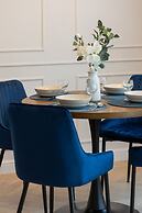 Deluxe Apartment by Renters