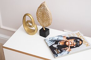 Deluxe Apartment by Renters