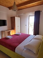 Lahuta e Vjetër Agroturizëm