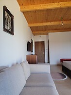 Lahuta e Vjetër Agroturizëm