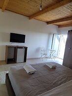 Lahuta e Vjetër Agroturizëm