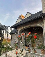 Lahuta e Vjetër Agroturizëm