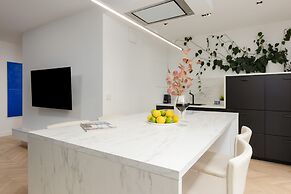 Kasprzaka 31A by Renters Prestige