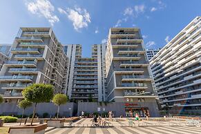 Kasprzaka 31A by Renters Prestige