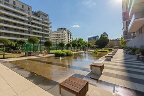 Kasprzaka 31A by Renters Prestige