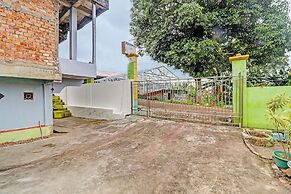 OYO 91886 Bfs Homestay Syariah