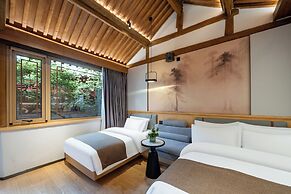 XinXiangYaYuan Courtyard