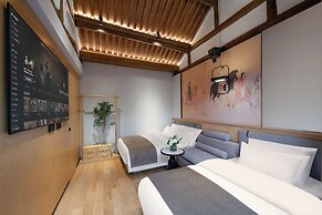 XinXiangYaYuan Courtyard