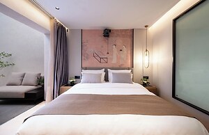 XinXiangYaYuan Courtyard