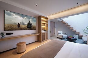 XinXiangYaYuan Courtyard