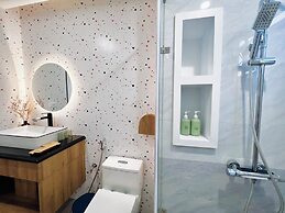 iRest Orange Tay Ho Lakeside Apartment