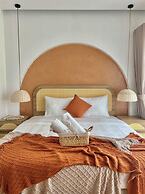 iRest Orange Tay Ho Lakeside Apartment