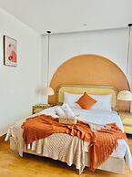 iRest Orange Tay Ho Lakeside Apartment