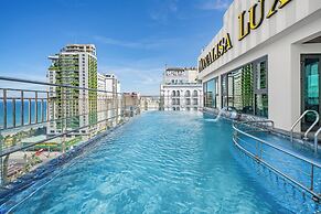 Monalisa Luxury Hotel