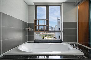 Monalisa Luxury Hotel