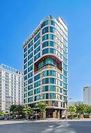 Monalisa Luxury Hotel