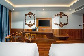 Monalisa Luxury Hotel