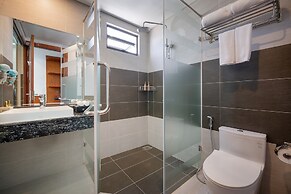 Monalisa Luxury Hotel