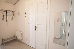 Spacious 2 Bedroom Apartment With Nice Terrace