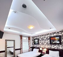 Hoang Thanh Thuy 2 Hotel