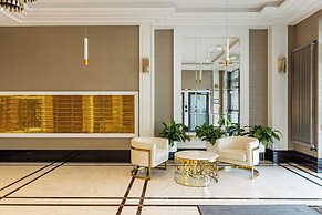 Art Deco Apartment by Renters Prestige