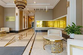 Art Deco Apartment by Renters Prestige