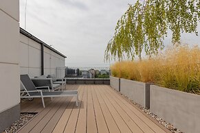 Art Deco Apartment by Renters Prestige