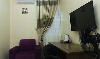 Bethel Hotel and Suites