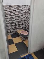 EXPRESS O 92070 Mando Homestay Syariah Near KANTOR LURAH Bukik Apik Pu