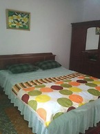 EXPRESS O 92070 Mando Homestay Syariah Near KANTOR LURAH Bukik Apik Pu