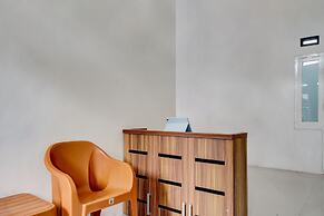 Super OYO 92118 Alif House Syariah 2