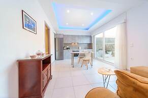 Iphigenia Apartments at Katelios