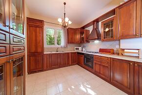 Iphigenia Apartments at Katelios