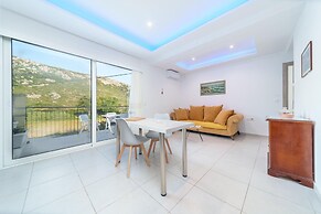 Iphigenia Apartments at Katelios