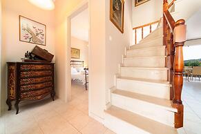 Iphigenia Apartments at Katelios