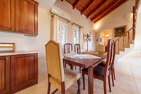 Iphigenia Apartments at Katelios