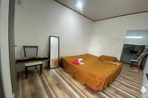 EXPRESS O 92147 Nia Residence